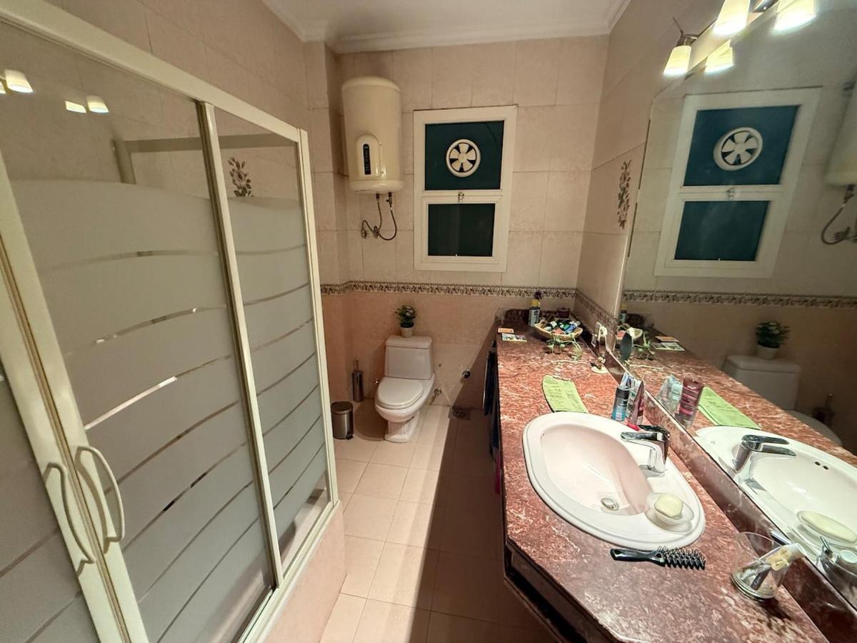 Elegant Flat-heliopolis-with Iconic Baron Palace Le Caire